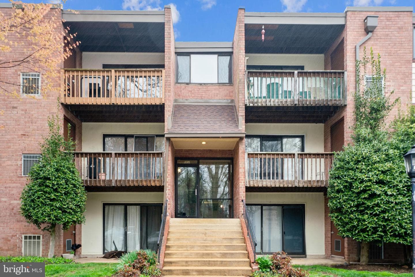 10724 W West Drive #204, Fairfax
