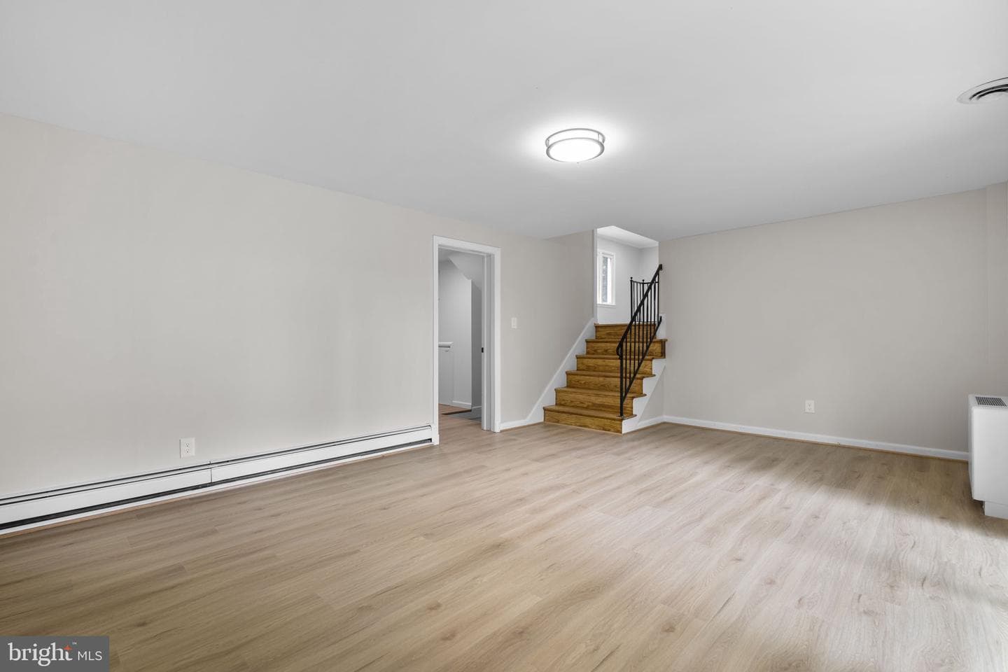 10242 Stratford Avenue photo 16
