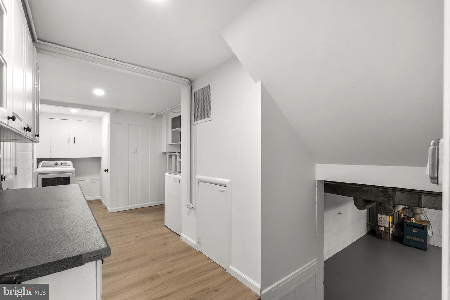 10242 Stratford Avenue photo 18
