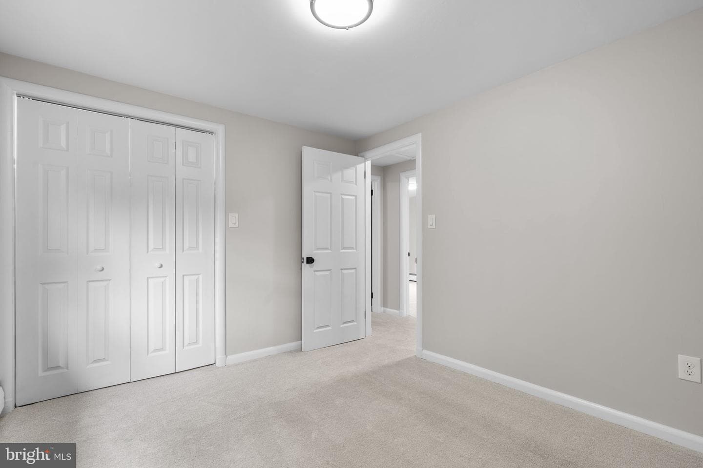 10242 Stratford Avenue photo 30