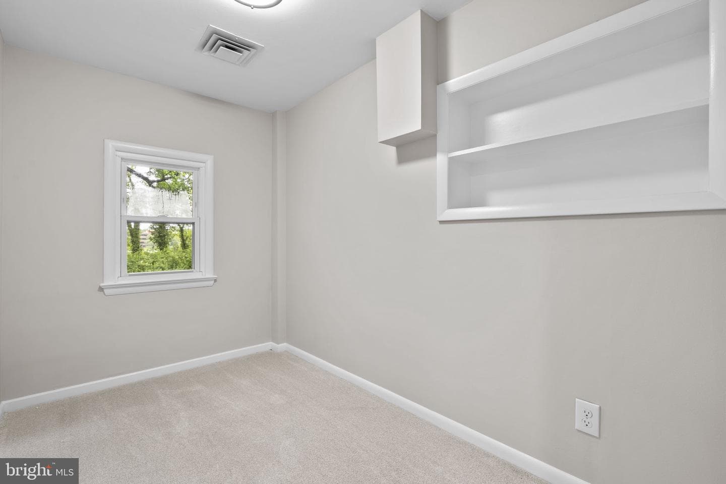10242 Stratford Avenue photo 36
