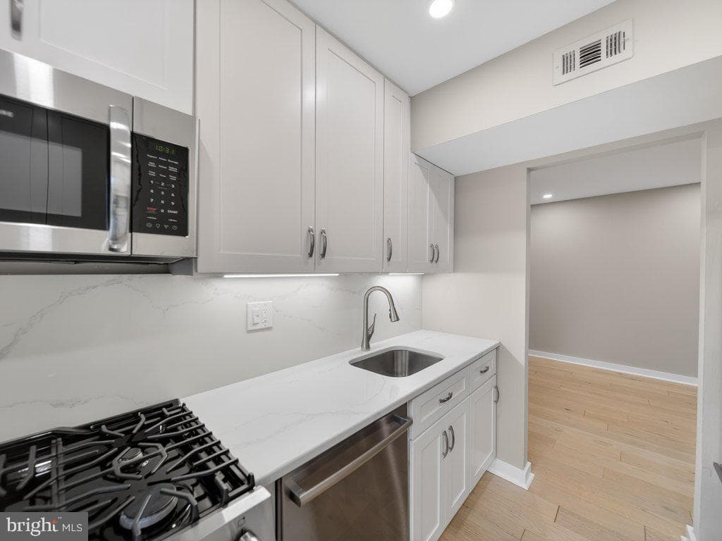 9489 Fairfax Boulevard #101 photo 11