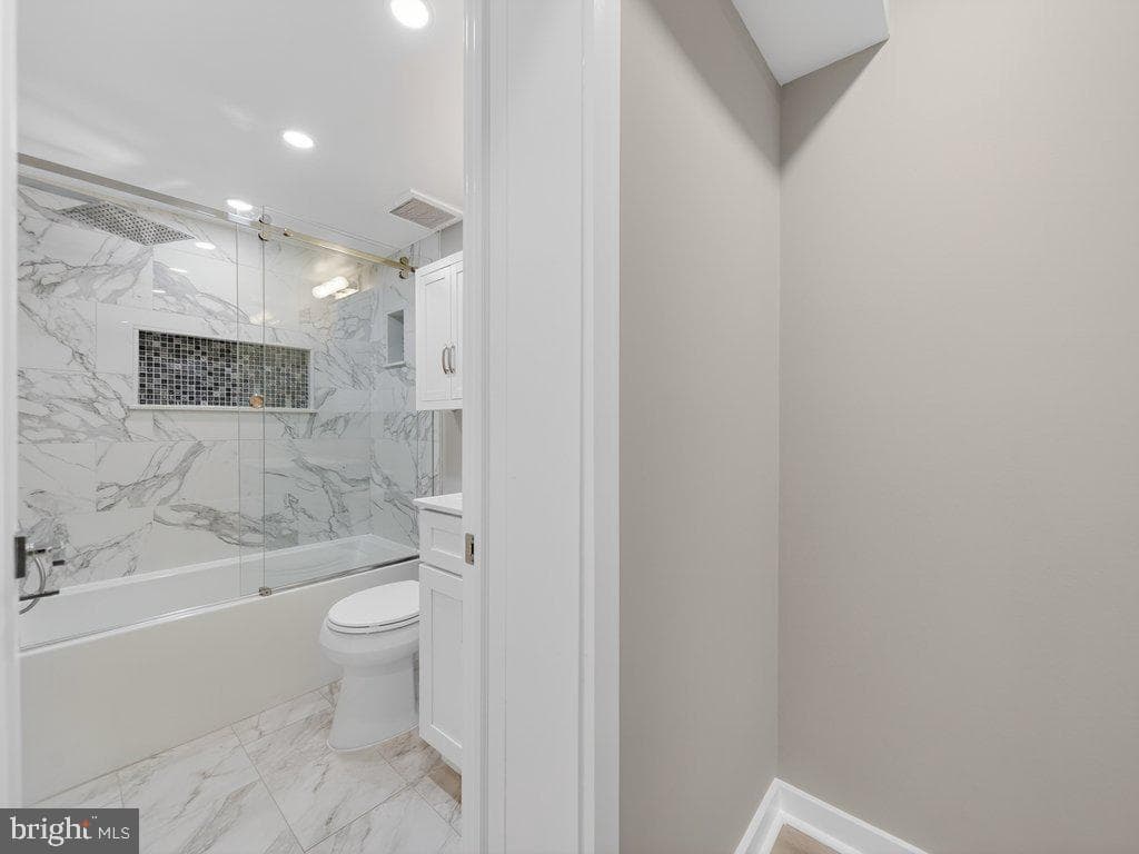 9489 Fairfax Boulevard #101 photo 14
