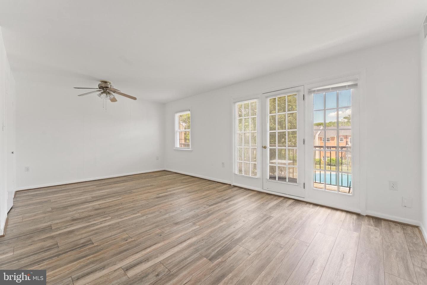 9485 Fairfax Boulevard #303 photo 12