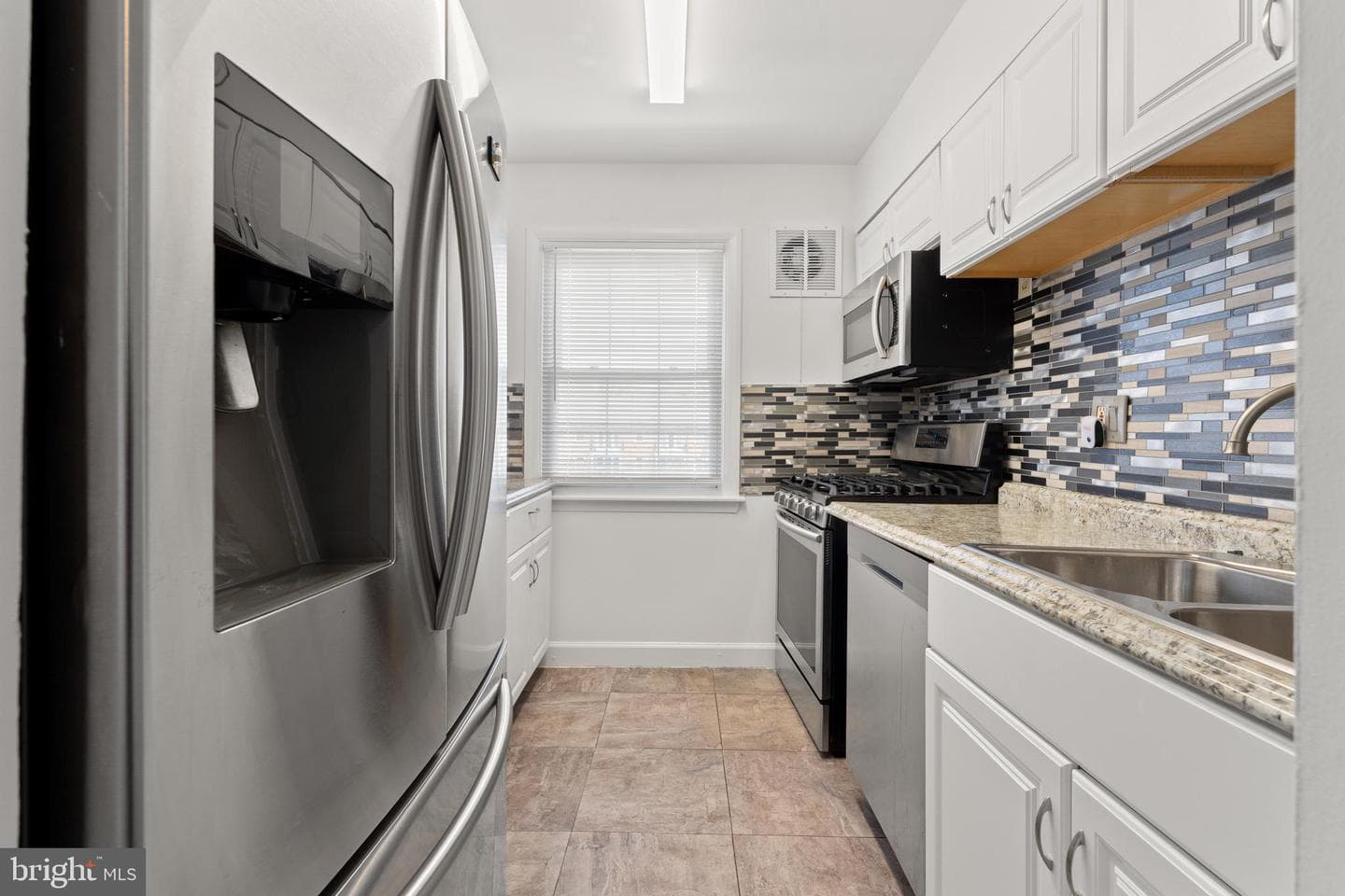 9485 Fairfax Boulevard #303 photo 17