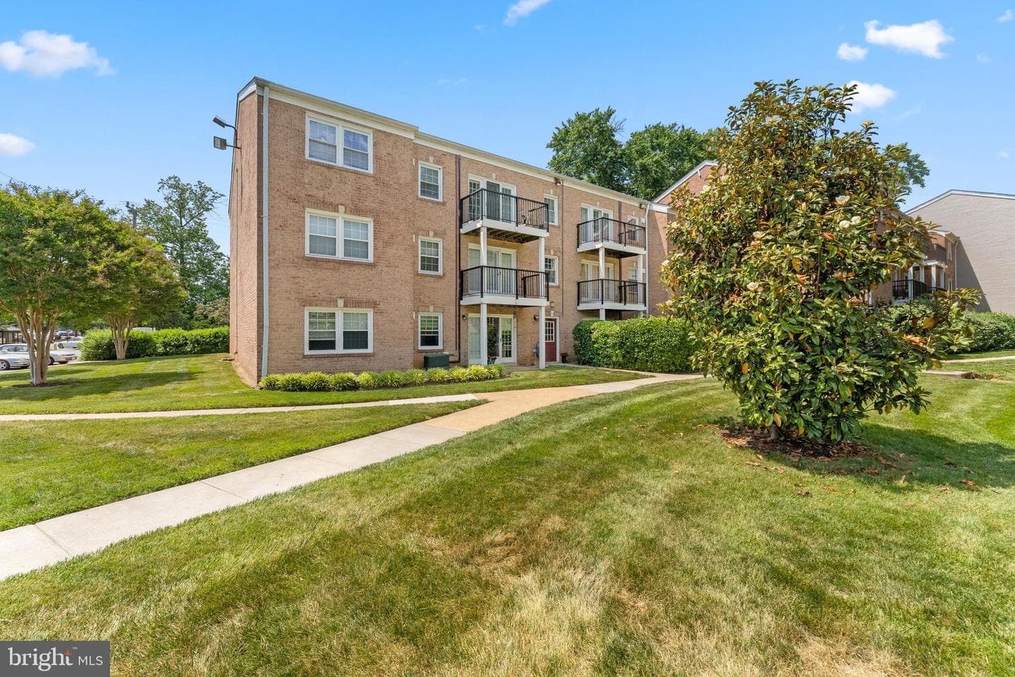 9485 Fairfax Boulevard #303 photo 27