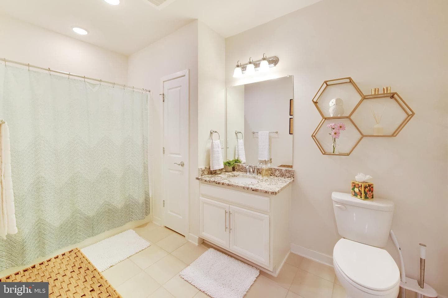 3985 Norton Place #206 photo 14