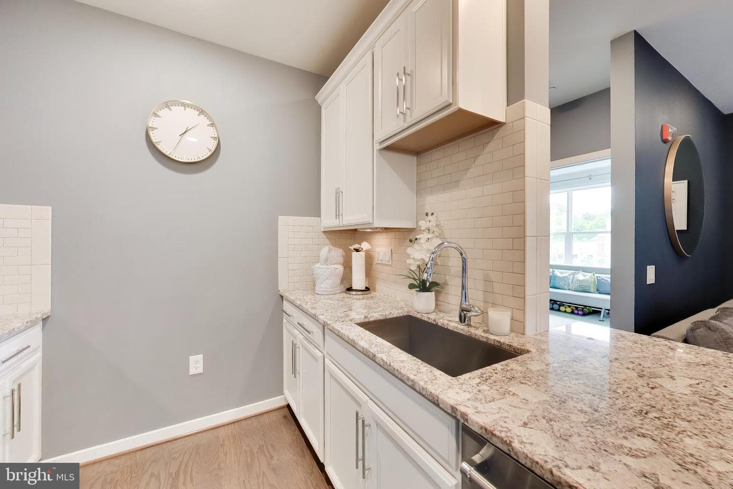 3985 Norton Place #206 photo 4