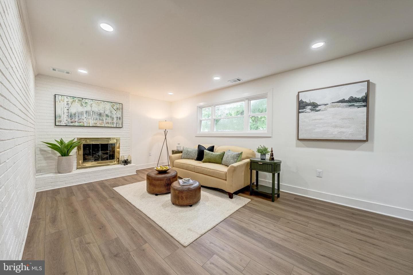 10915 Maple Street photo 9