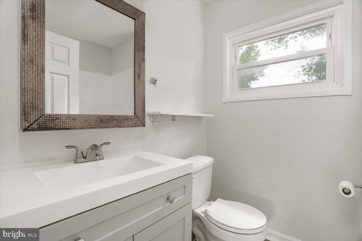 10623 Maple Street photo 11