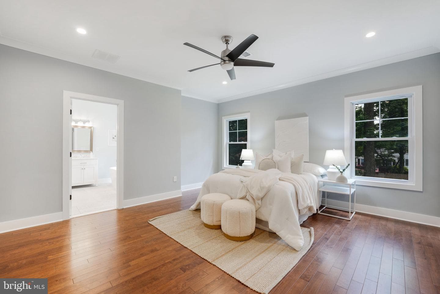 10811 Scott Drive photo 29
