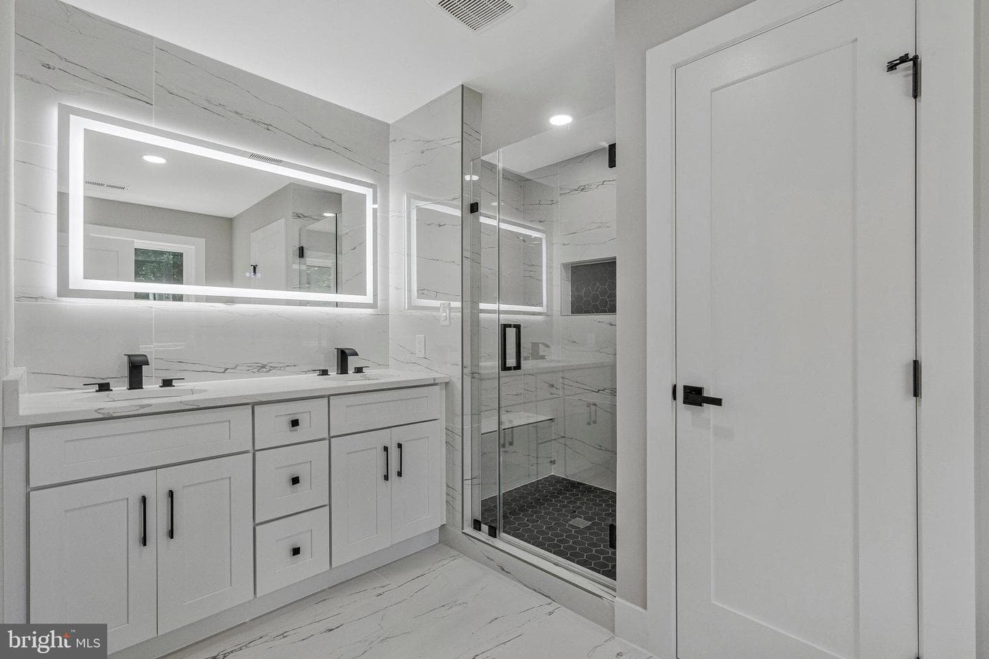 10211 Stratford Avenue photo 18