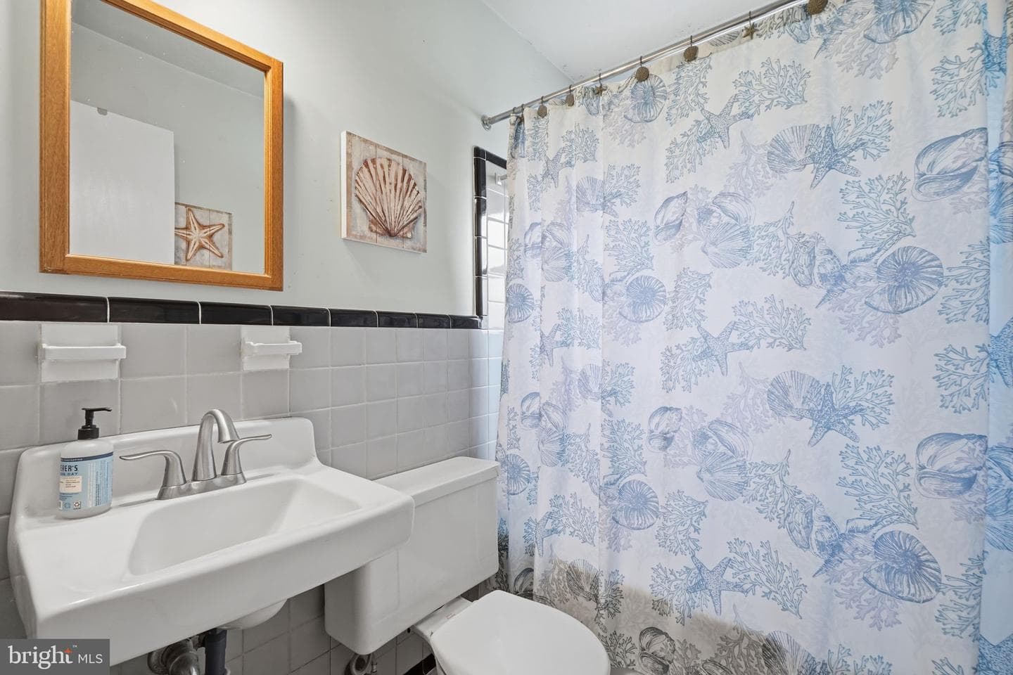 10011 Terry Street photo 25