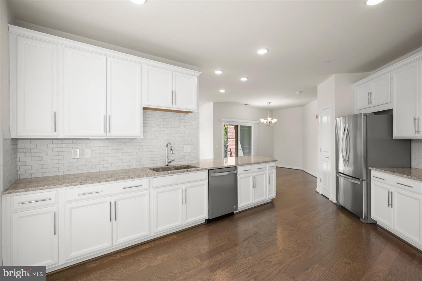 3985 Norton Place #101 photo 12