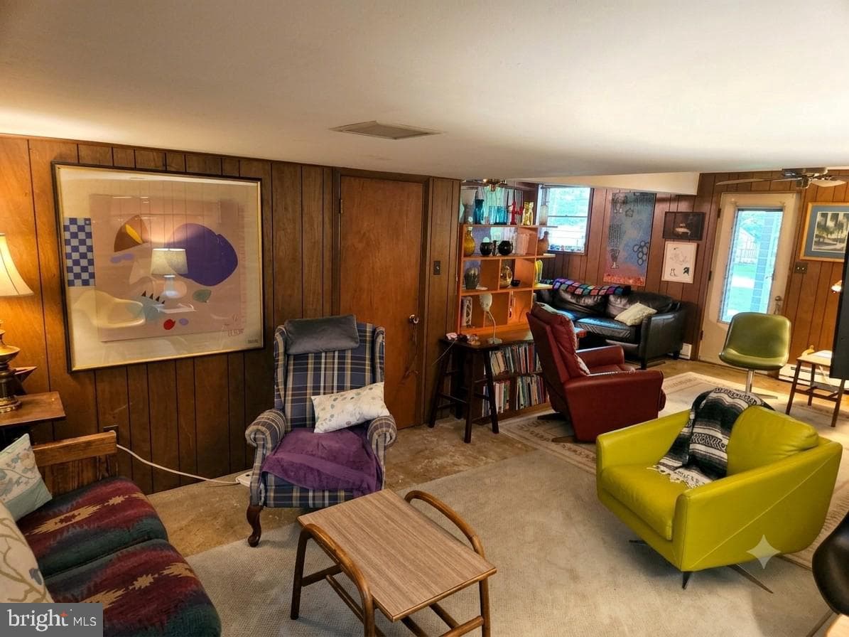 10104 Scout Drive photo 8