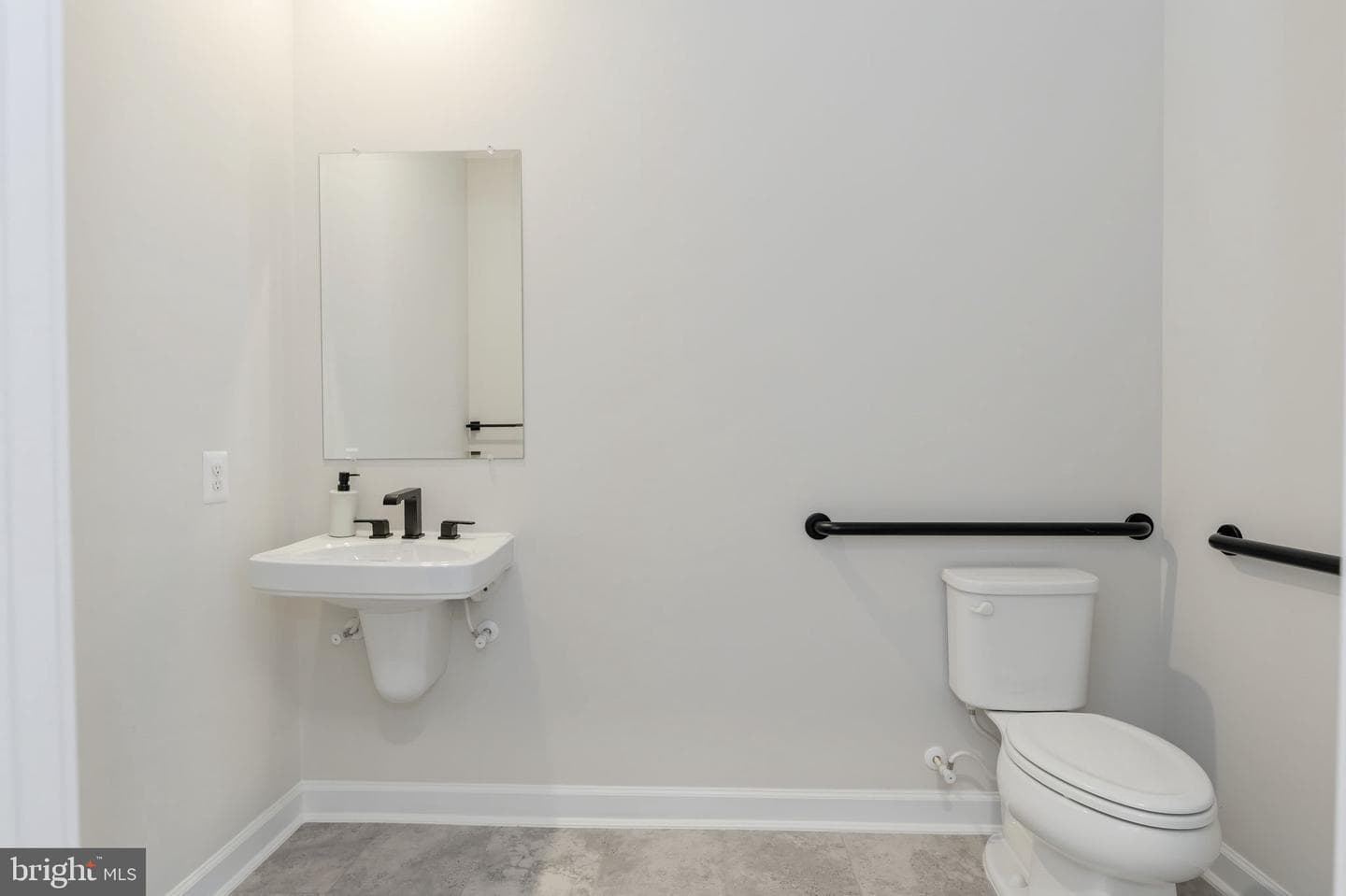 10685 Fairgrounds Drive photo 34