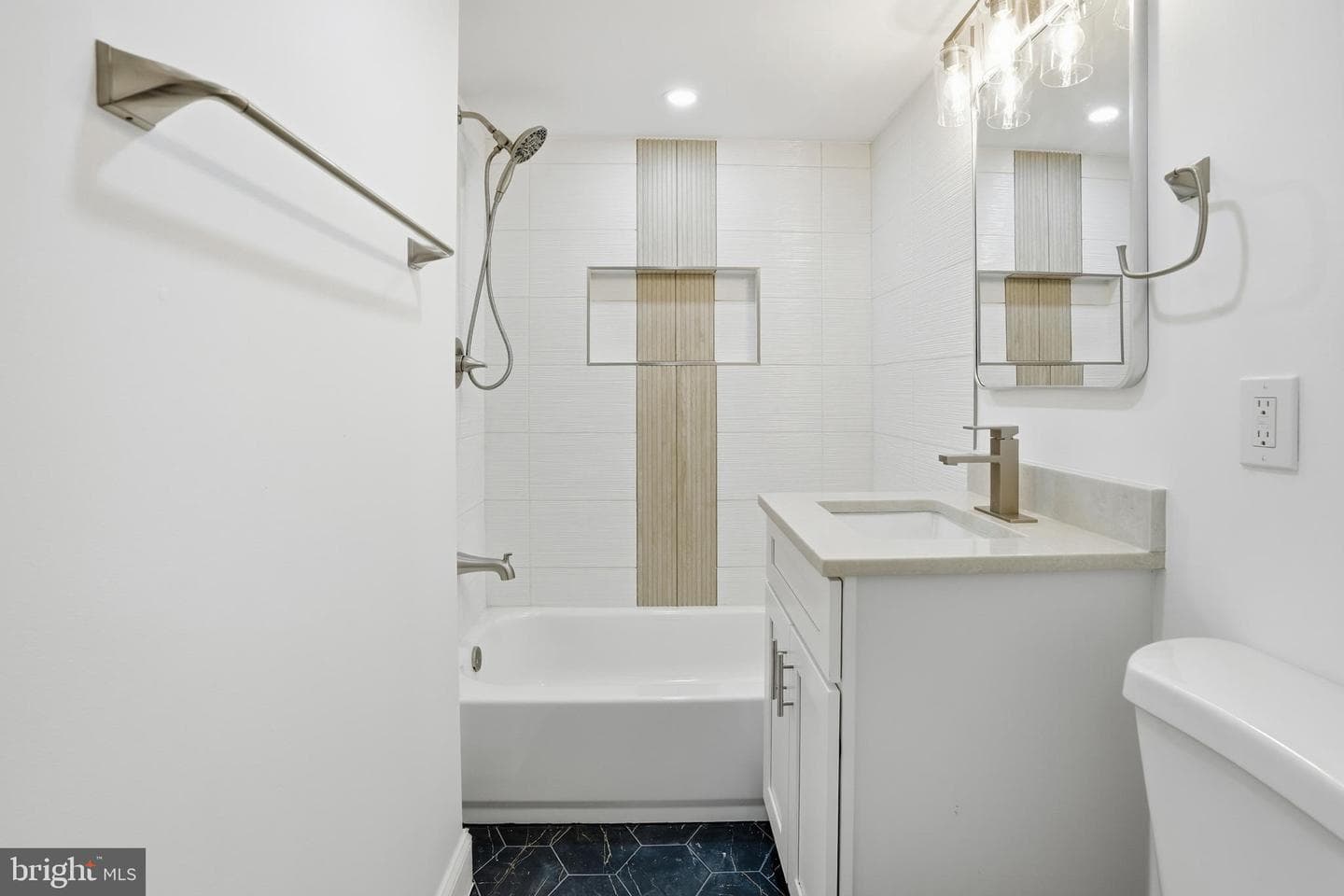 10704 Howerton Avenue photo 10