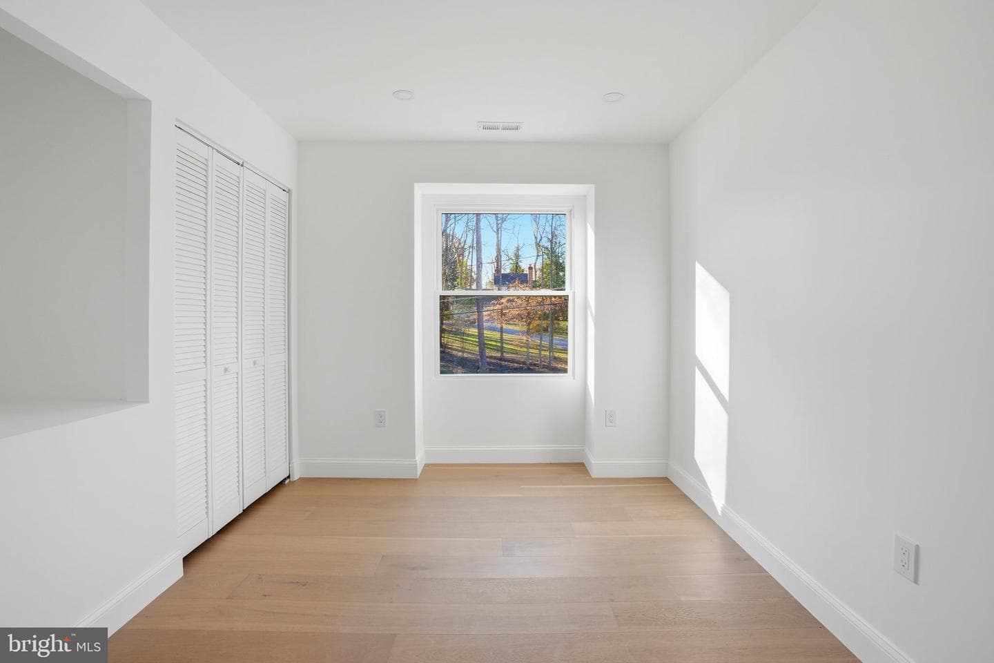 10704 Howerton Avenue photo 30