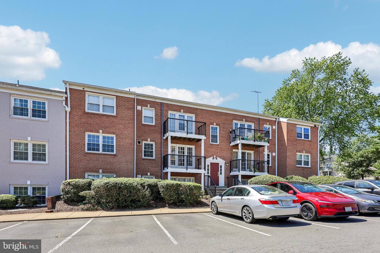 9471 Fairfax Boulevard #301 photo 28
