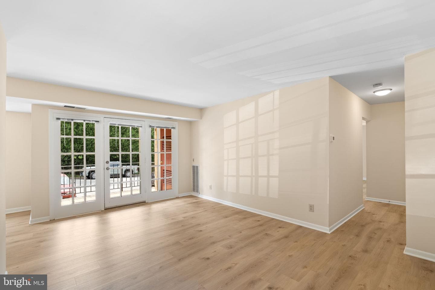 3901 Lyndhurst Dr # 201 photo 8