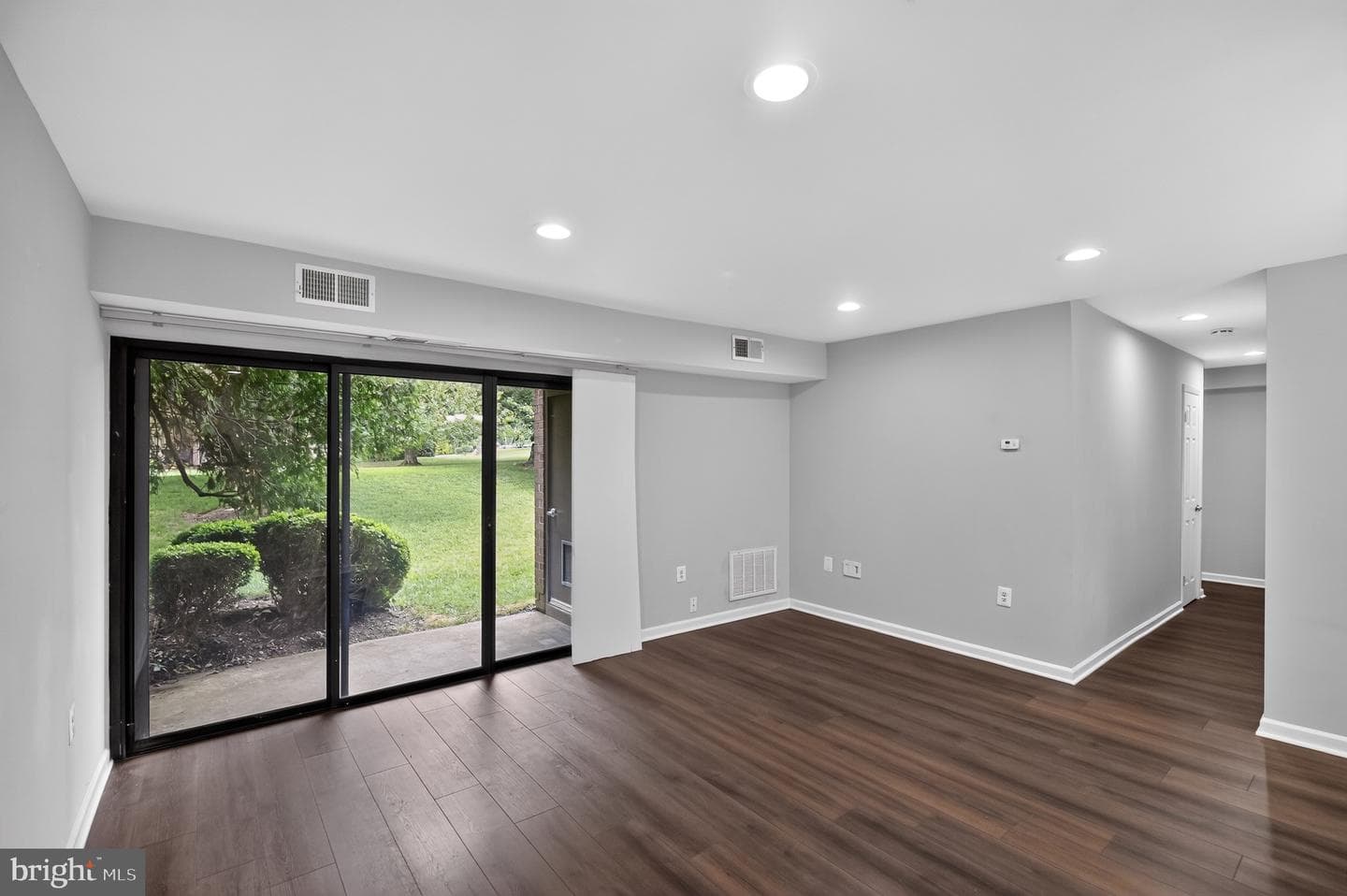 10720 West Dr # 103 photo 7
