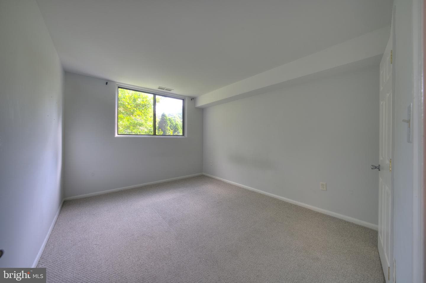 10725 West Drive #303 photo 16