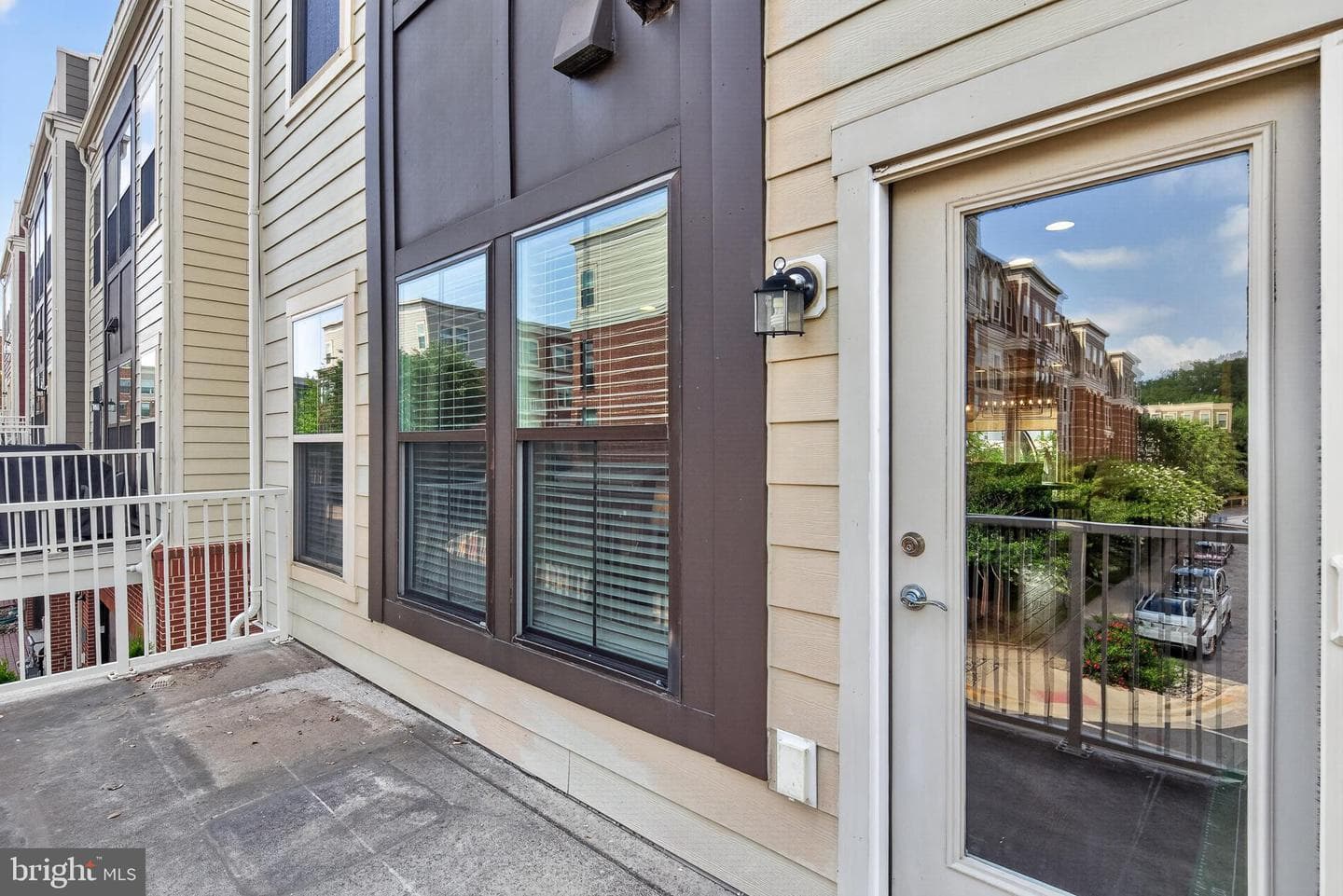 3957 Oak Street photo 16