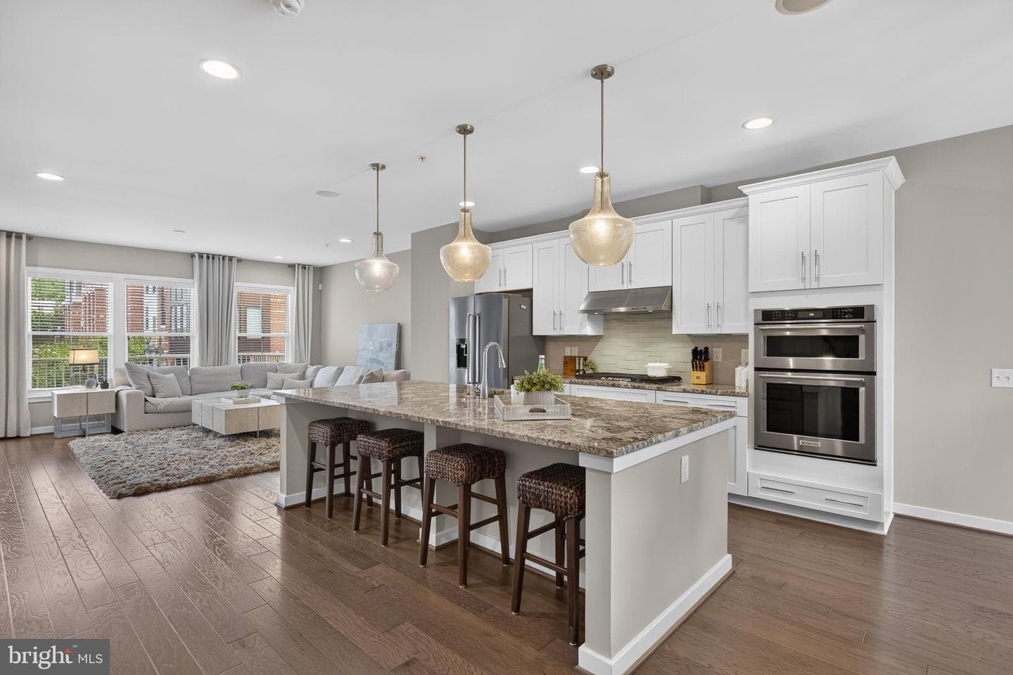 3957 Oak Street photo 21