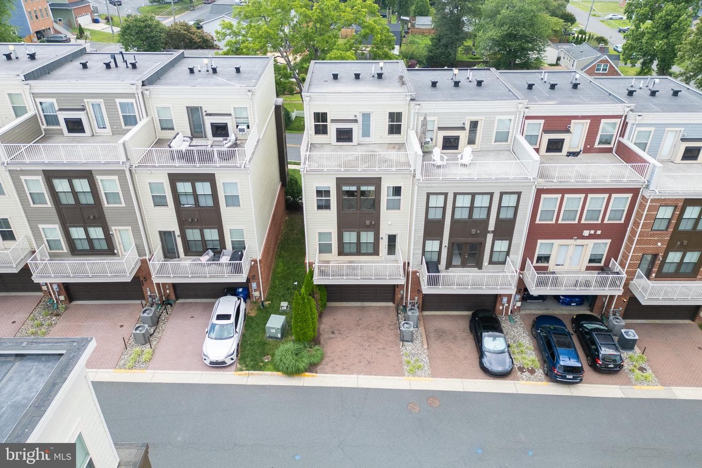 3957 Oak Street photo 54