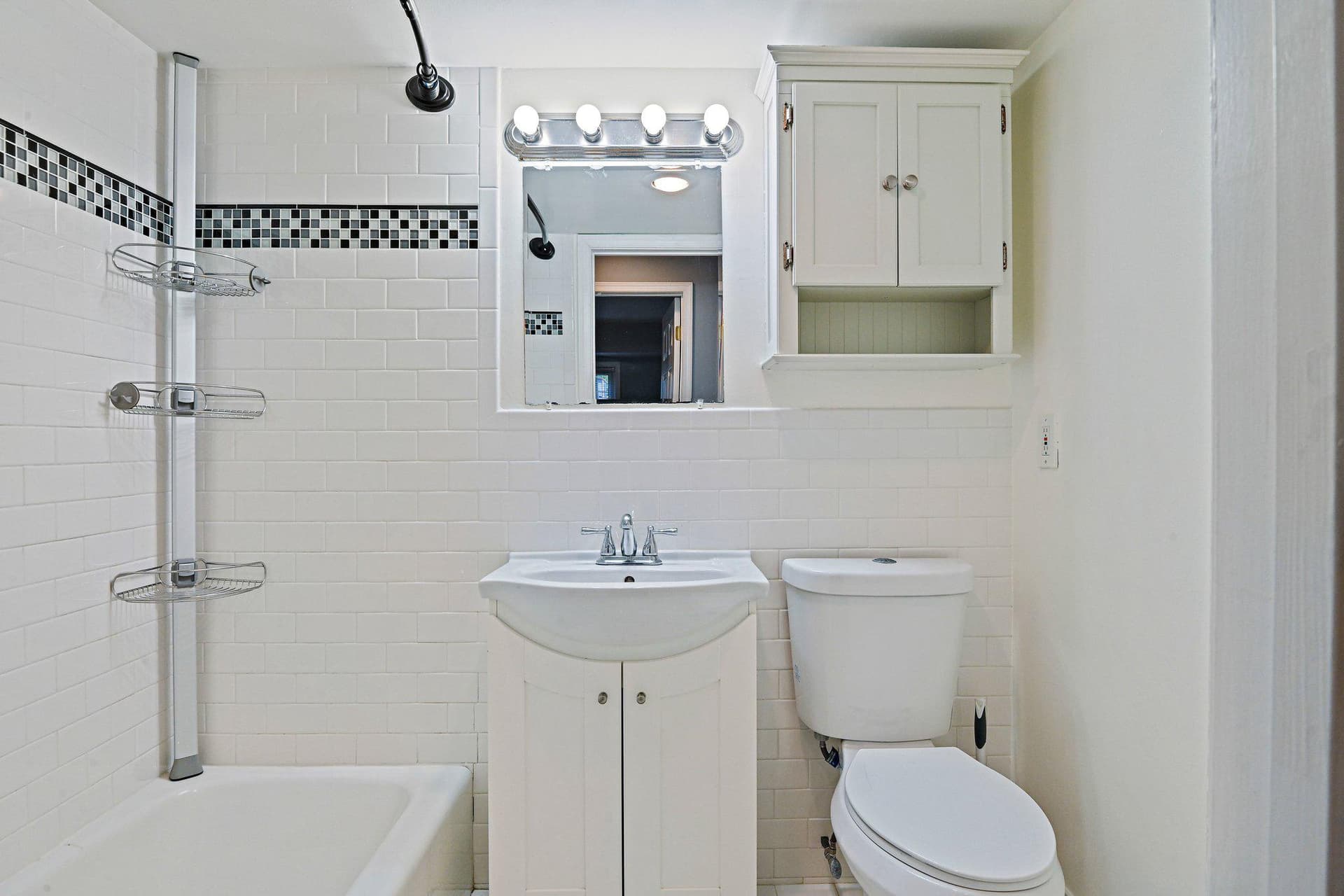 3860 Lyndhurst Drive #101 photo 18