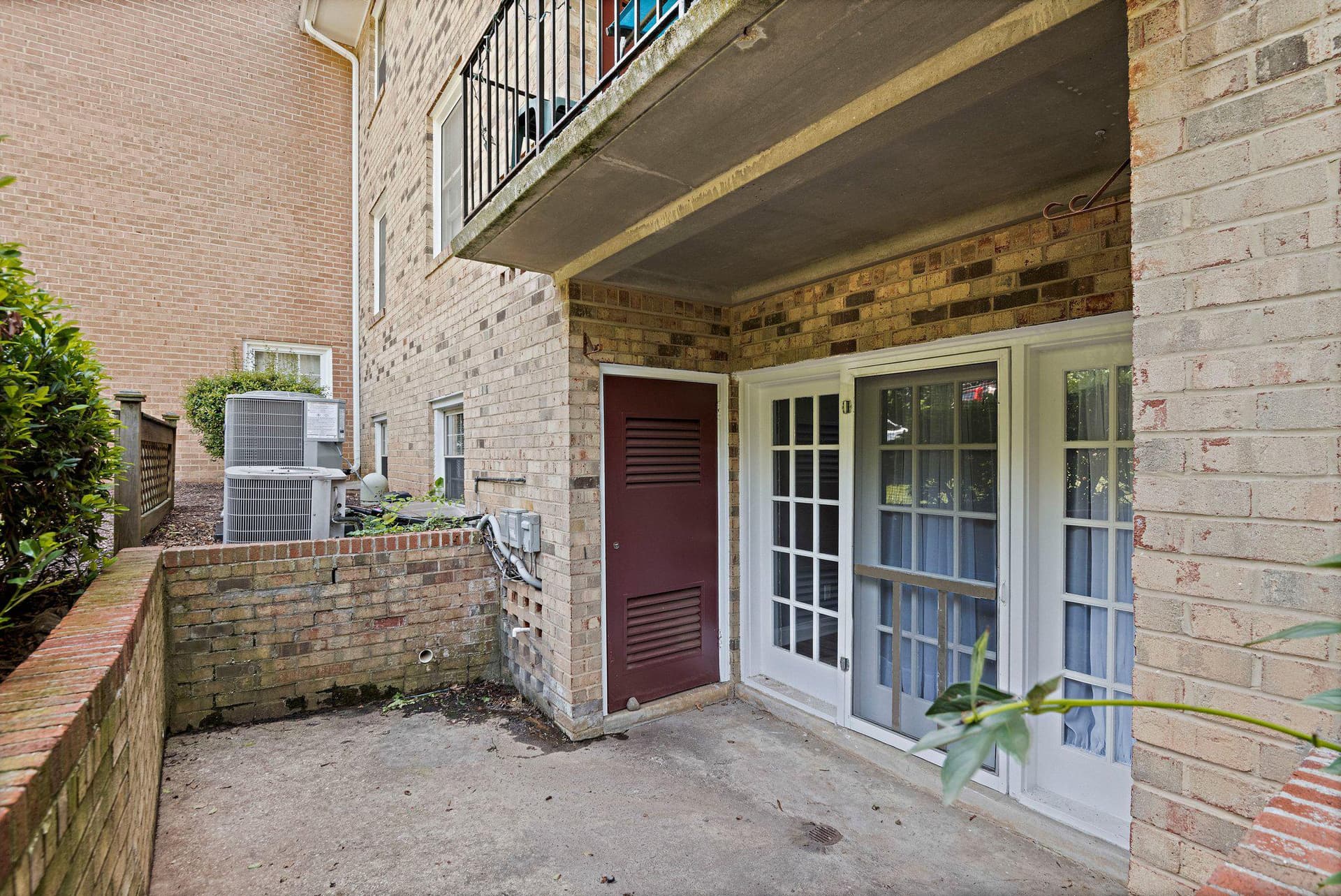 3860 Lyndhurst Drive #101 photo 24