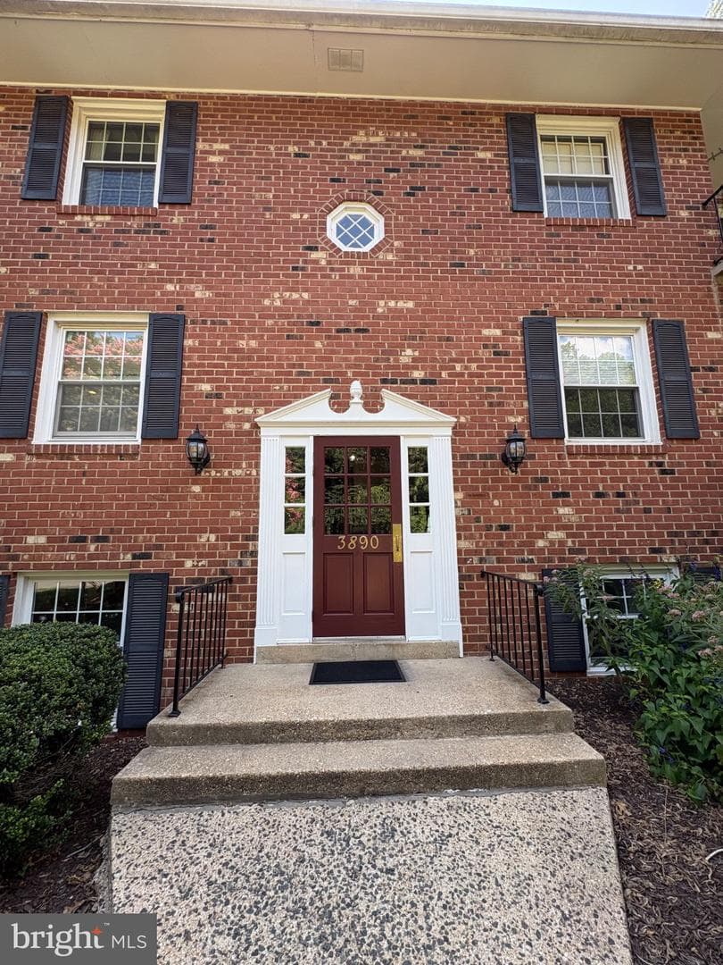 3890 Lyndhurst Drive #201, Fairfax