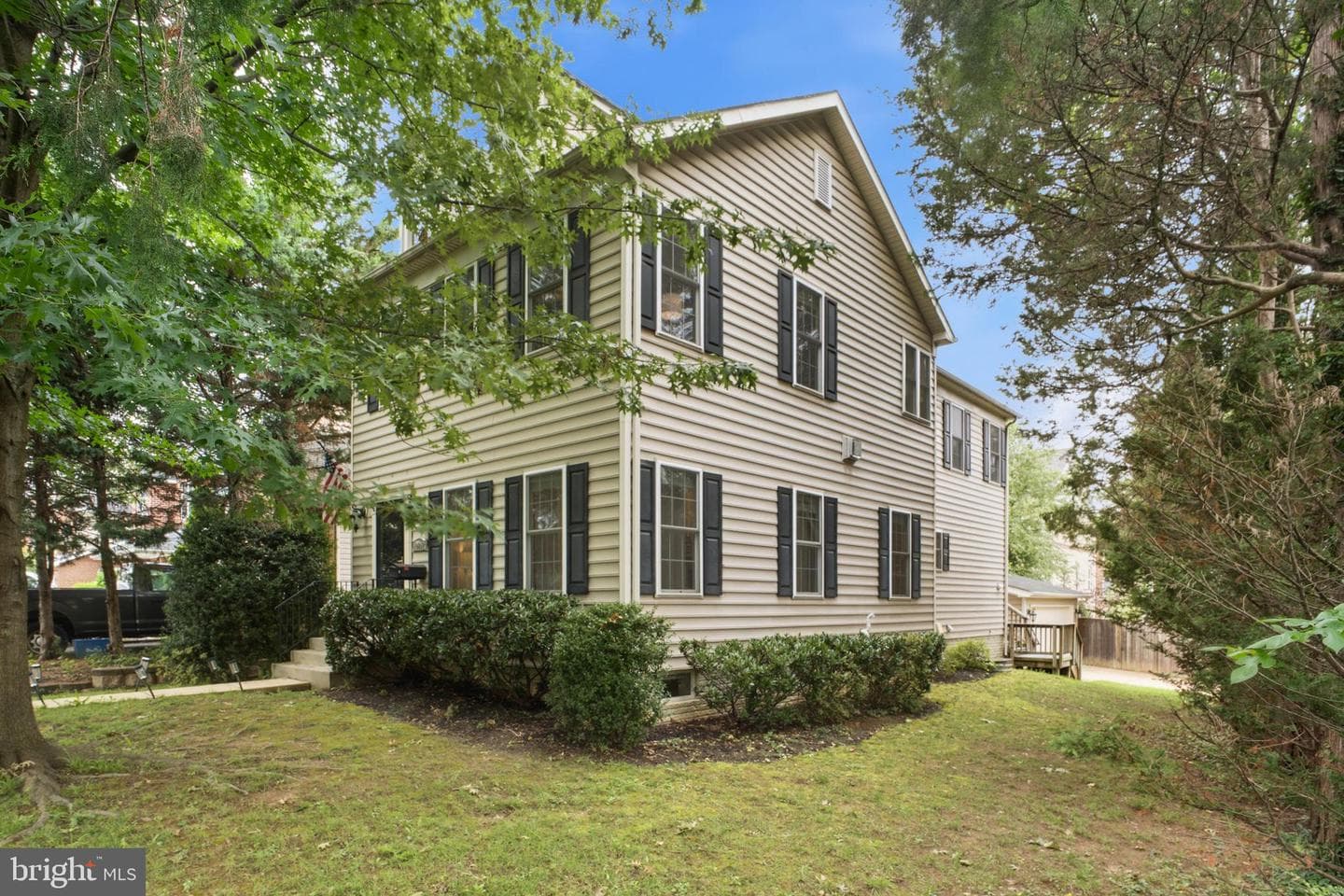 10802 Second Street, Fairfax