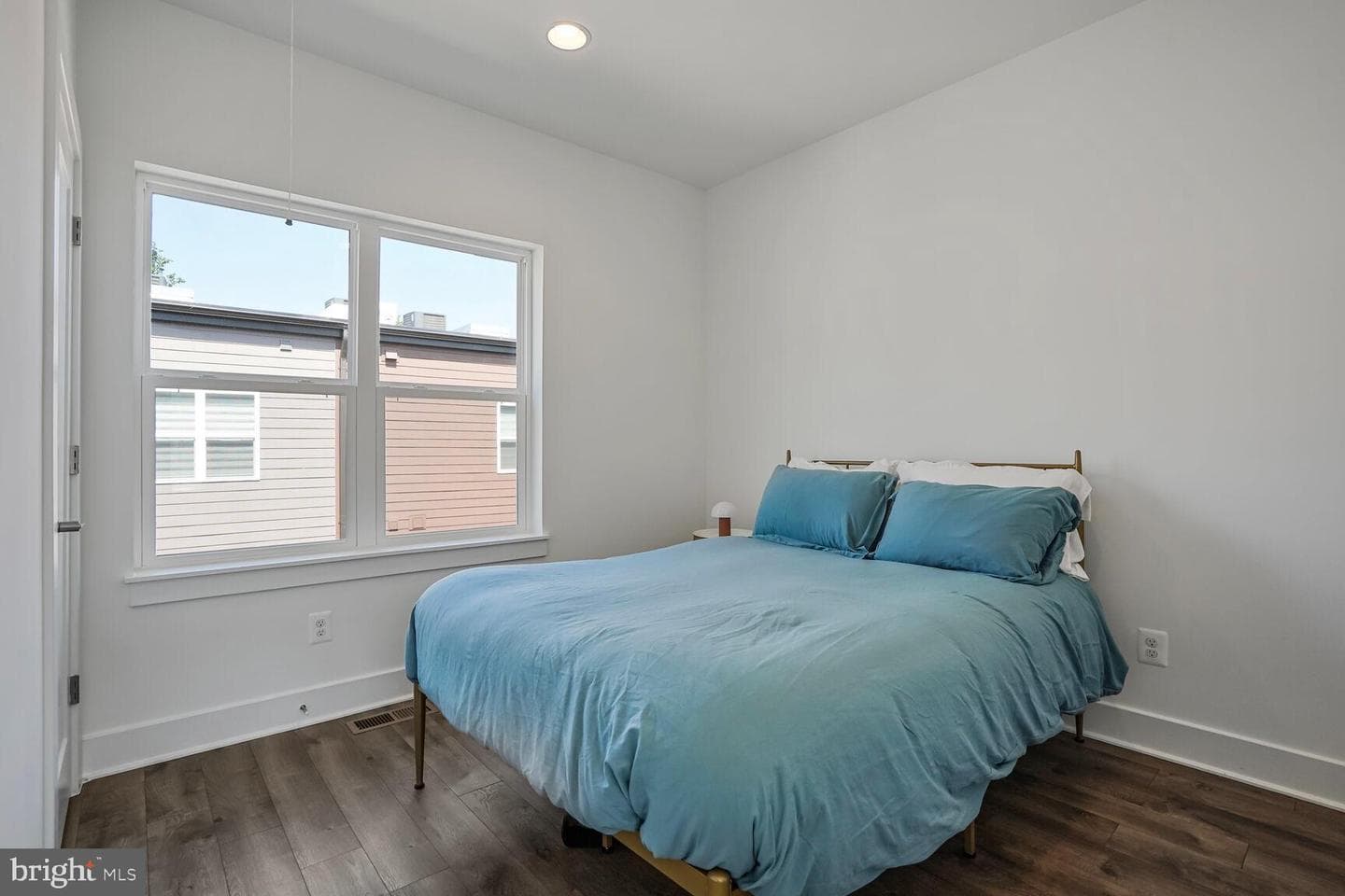 3509 Sutton Heights Circle photo 14