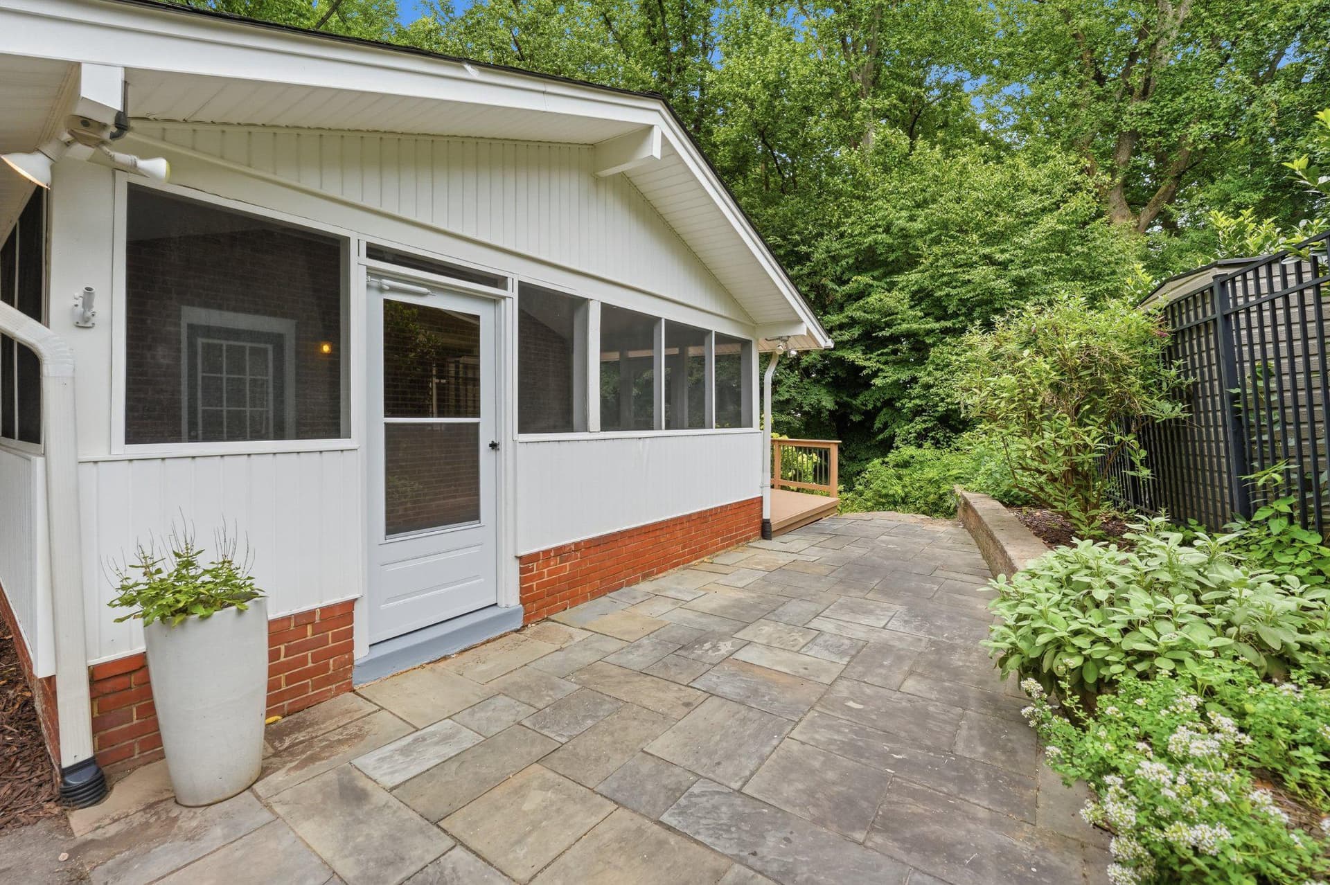 3414 Country Hill Drive photo 41