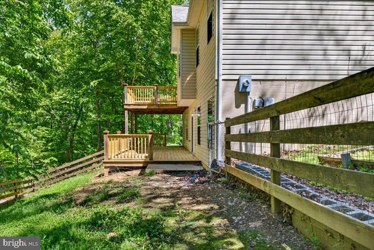 18 Chickasaw Place photo 42