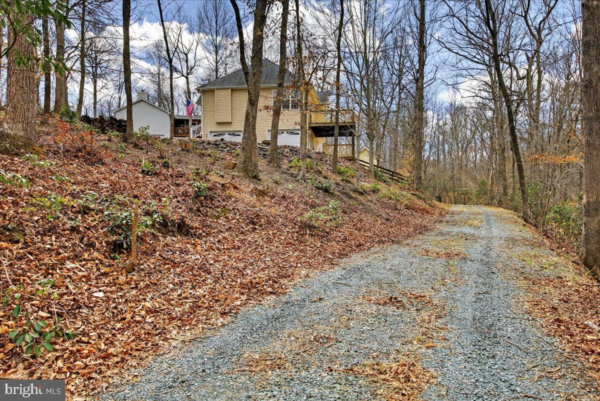 18 Chickasaw Place photo 62