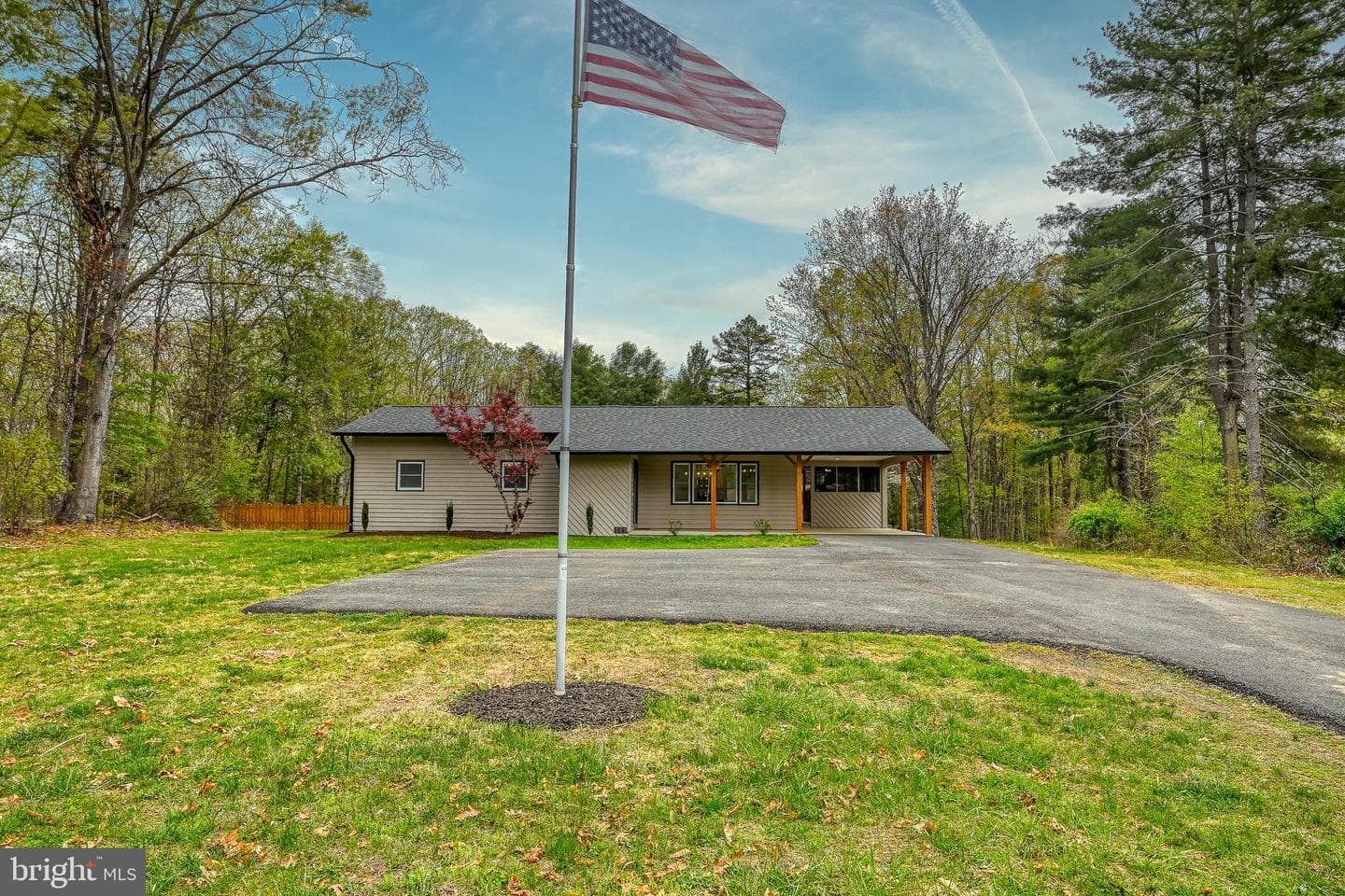 1011 Lake Monticello Road photo 2