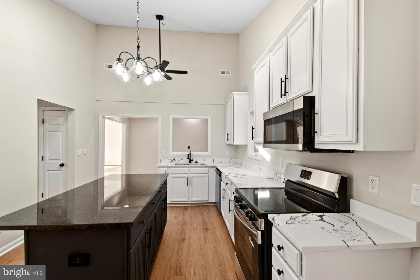 17 Bridlewood Dr photo 6