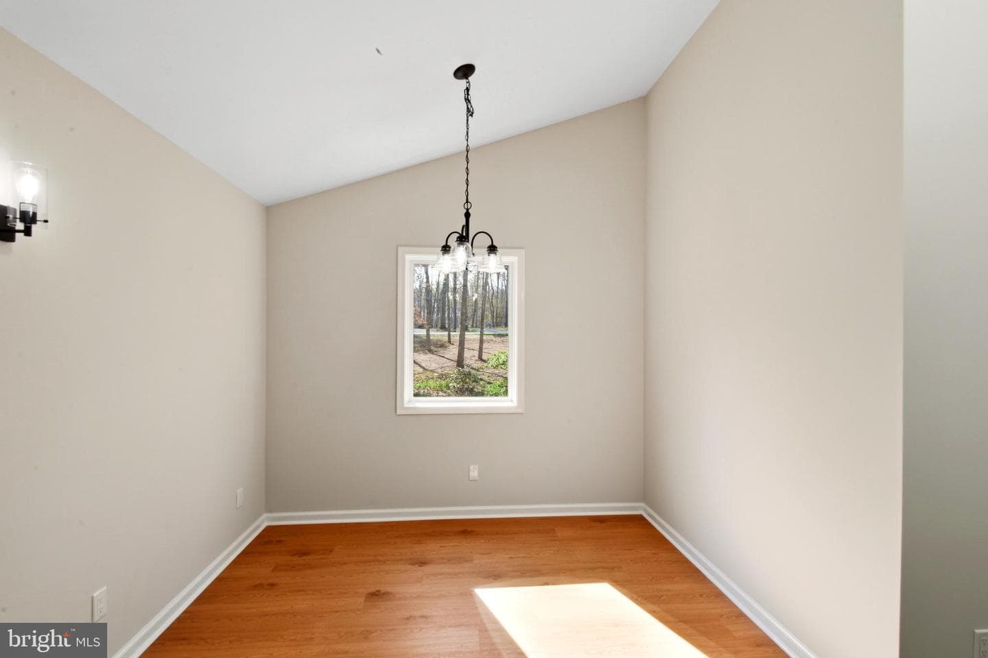 17 Bridlewood Dr photo 8