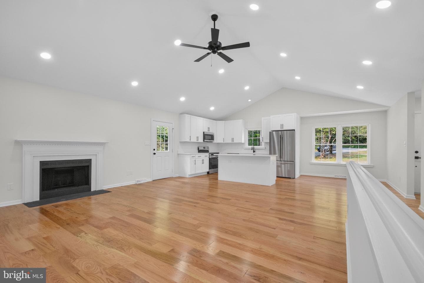 742 Albevanna Spring Road photo 11