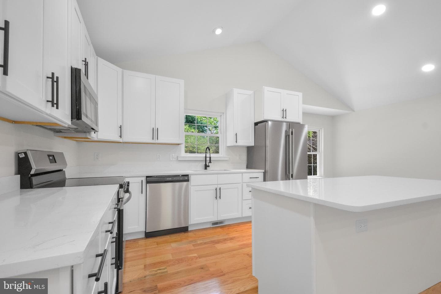 742 Albevanna Spring Road photo 14