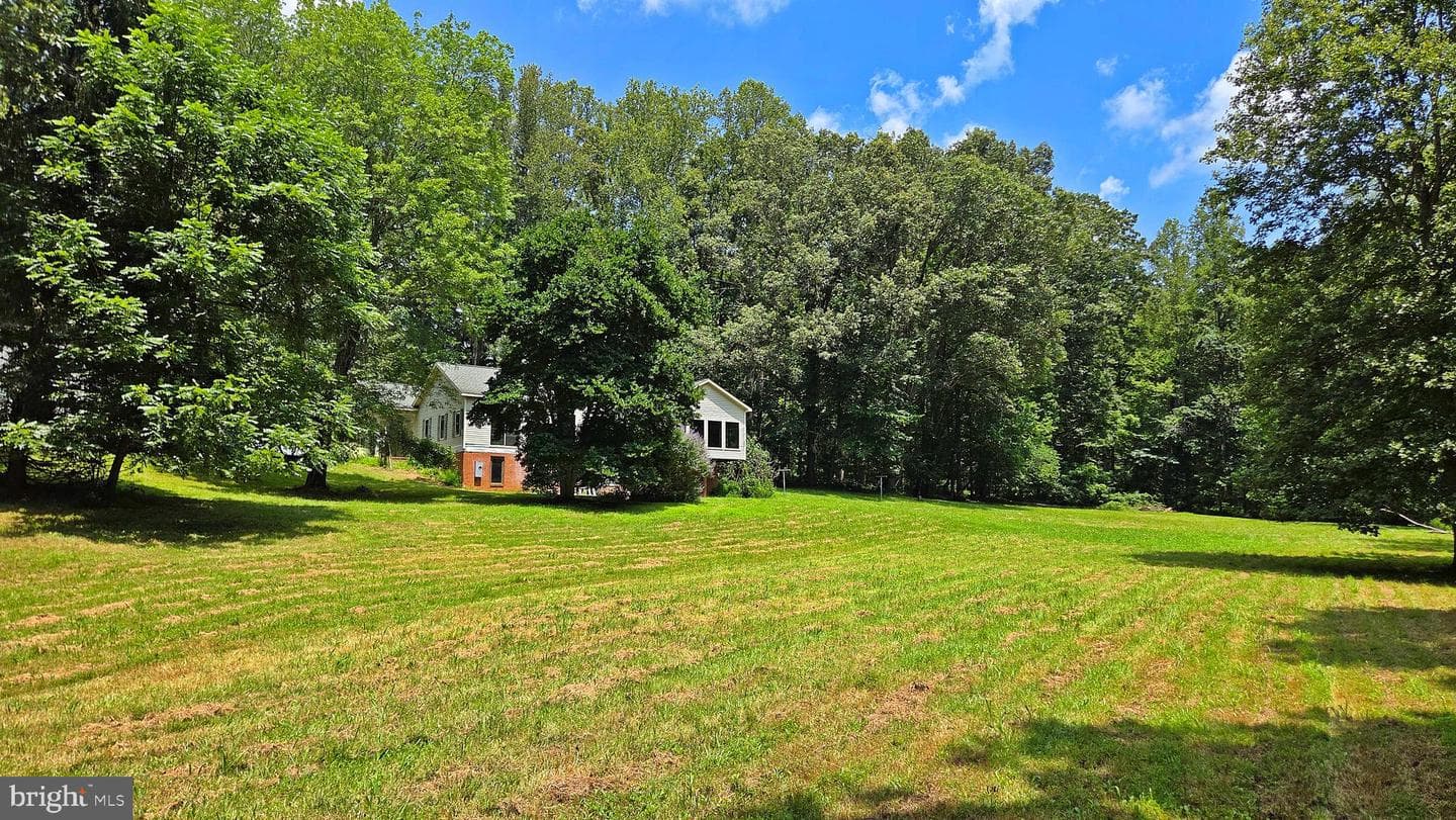 7296 Burke Lane photo 6