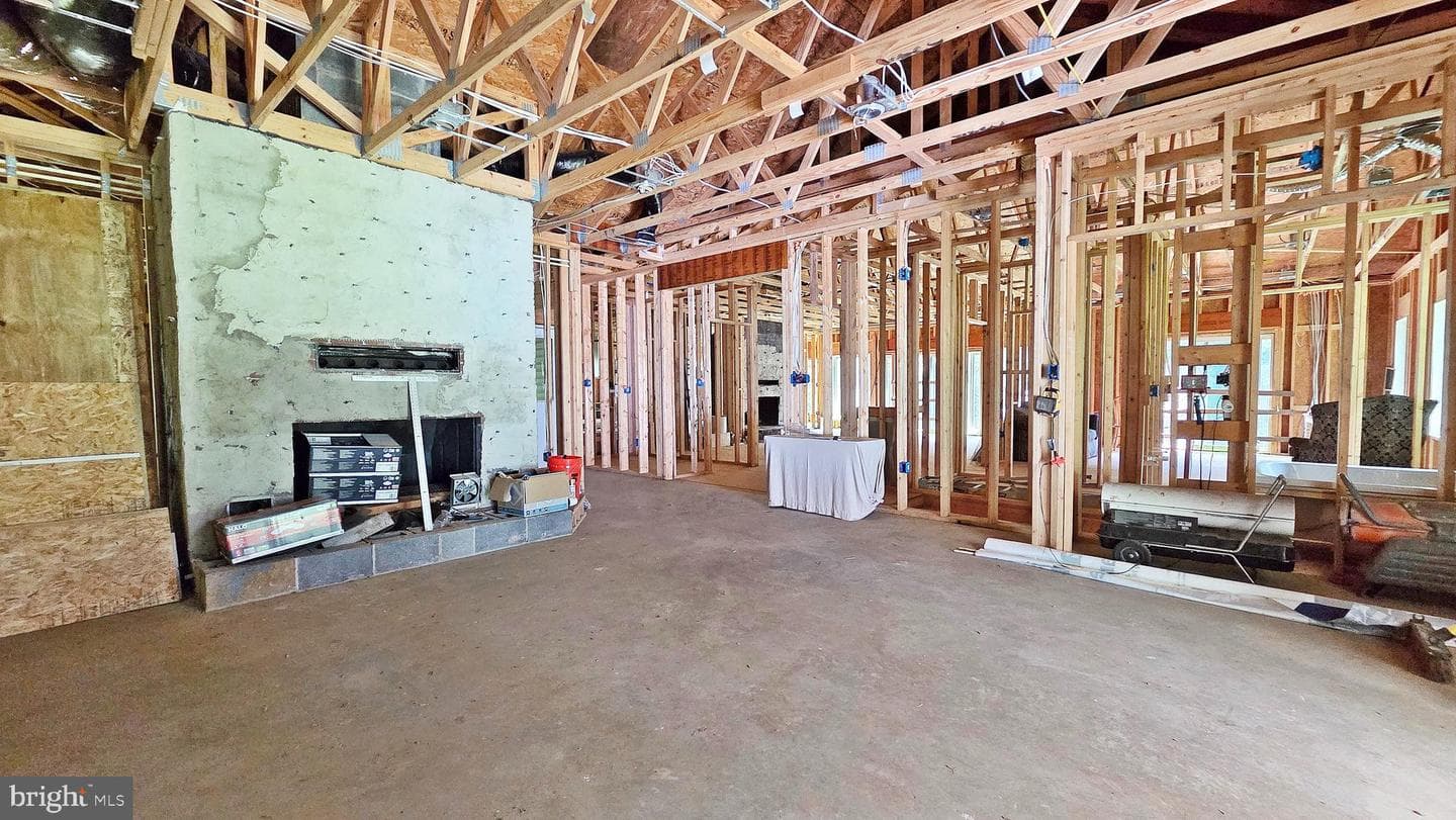 7296 Burke Lane photo 9