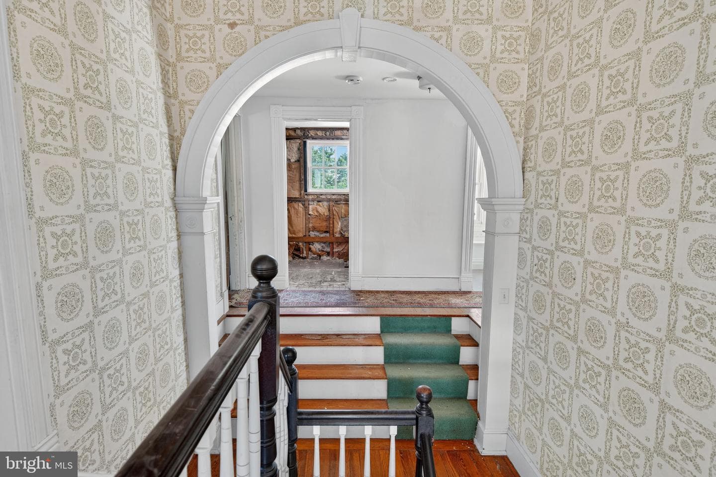 273 Waterloo Street photo 13