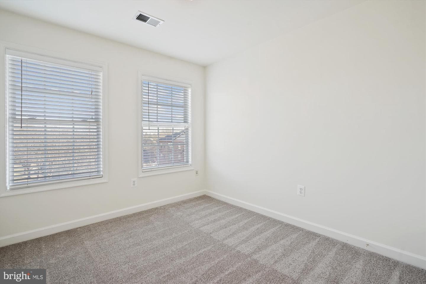 796 Col Edmonds Court photo 28