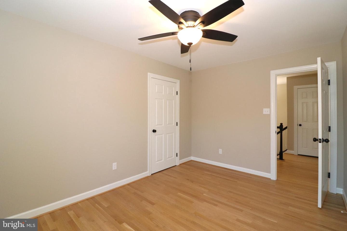 6885 Walnut Heights Drive photo 37