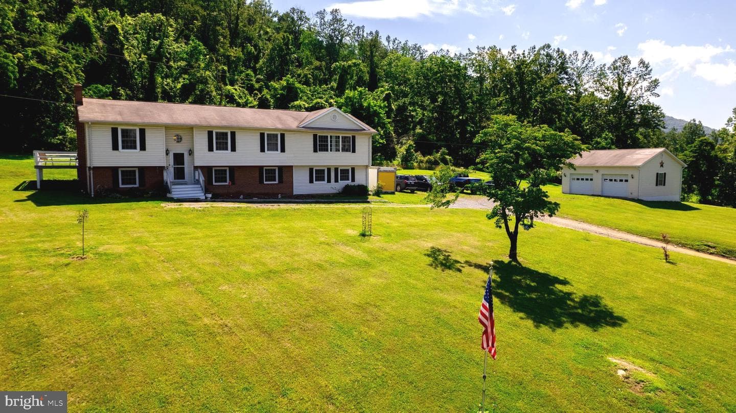 4179 Fiery Run Road, Linden
