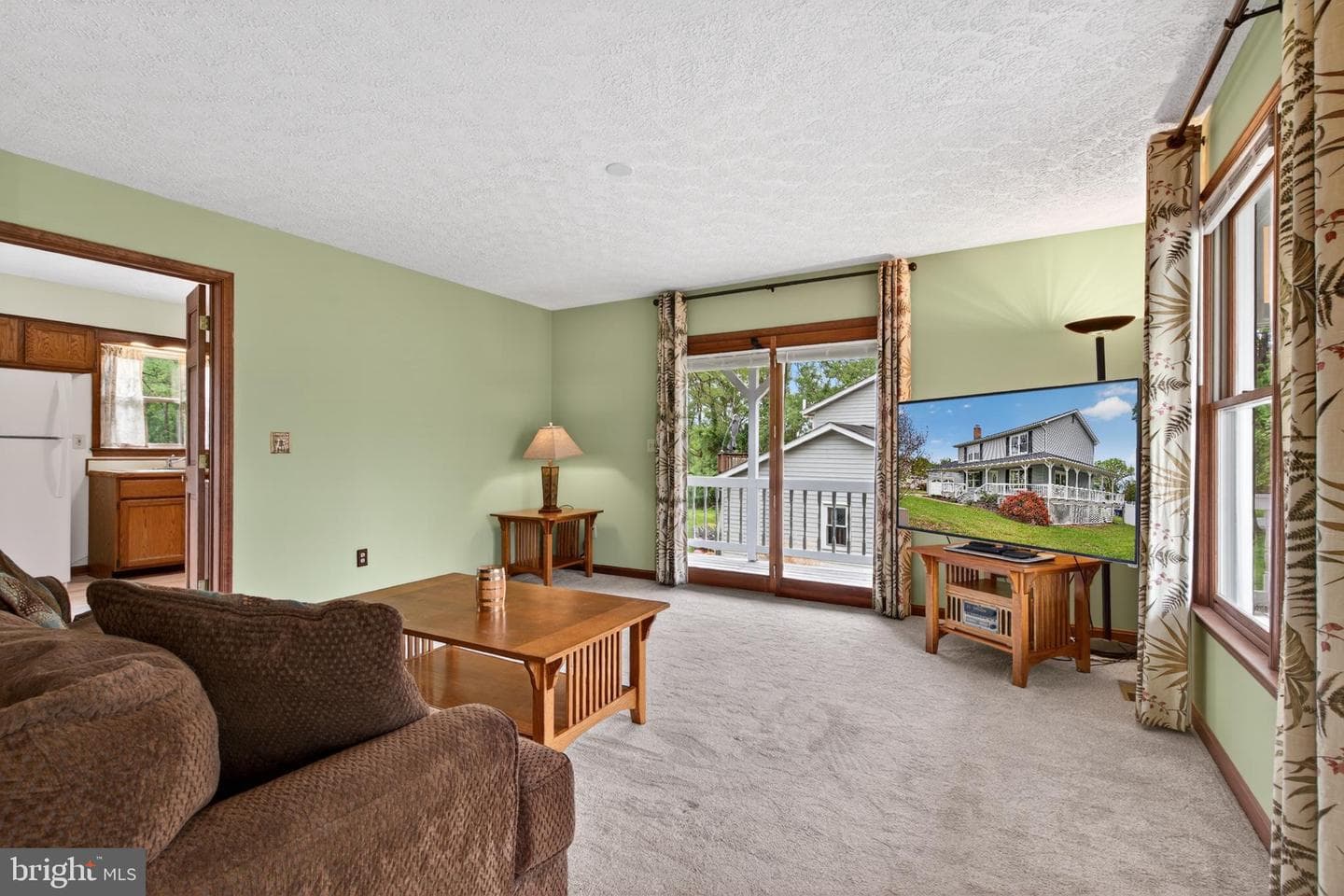 10985 Blake Lane photo 3