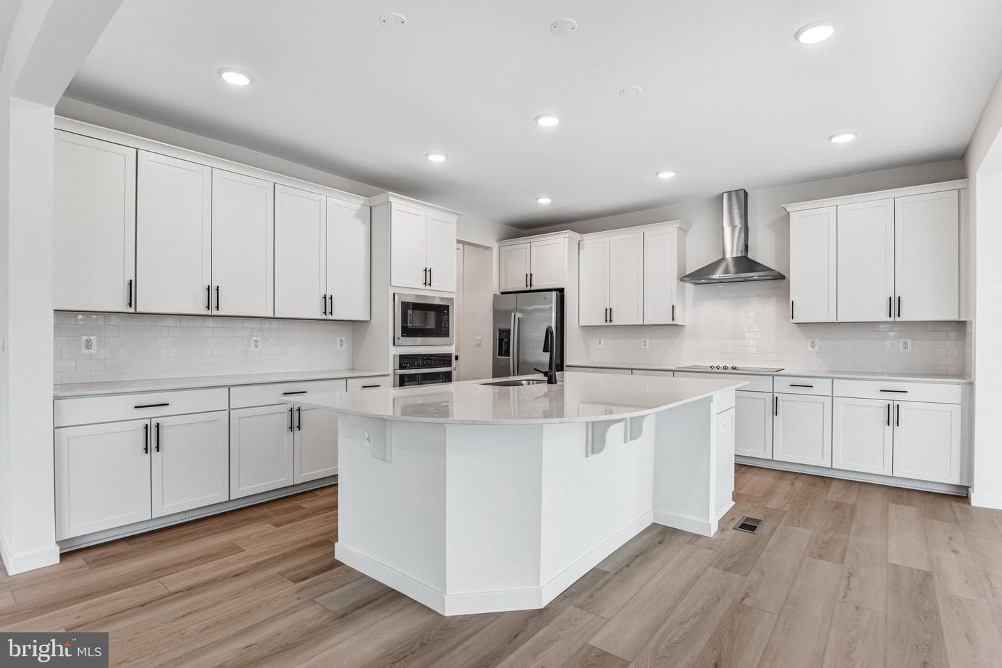 2063 Springvale Drive photo 17